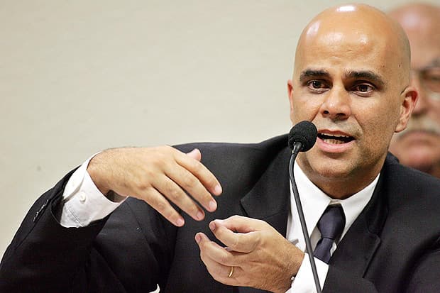 Delação de Marcos Valério atinge FHC, Lula e Aécio