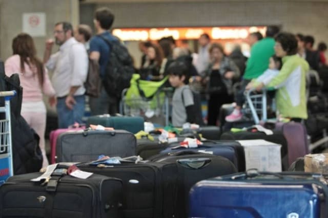 Empresas aéreas terão de rastrear malas a partir de 2018