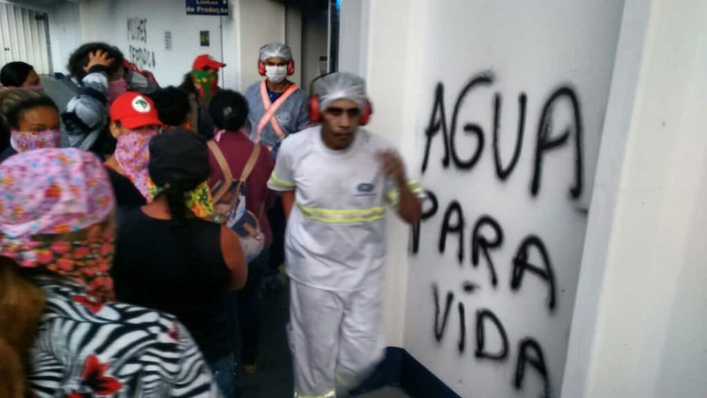 MST apronta mais uma e invade a Nestlé em Minas