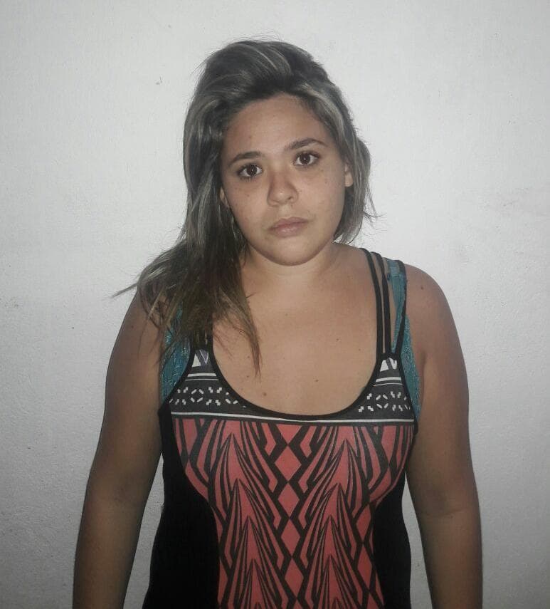 FOTO: Polícia Civil interior do RN prende mulher com celulares iPhones 6 e 7 roubados