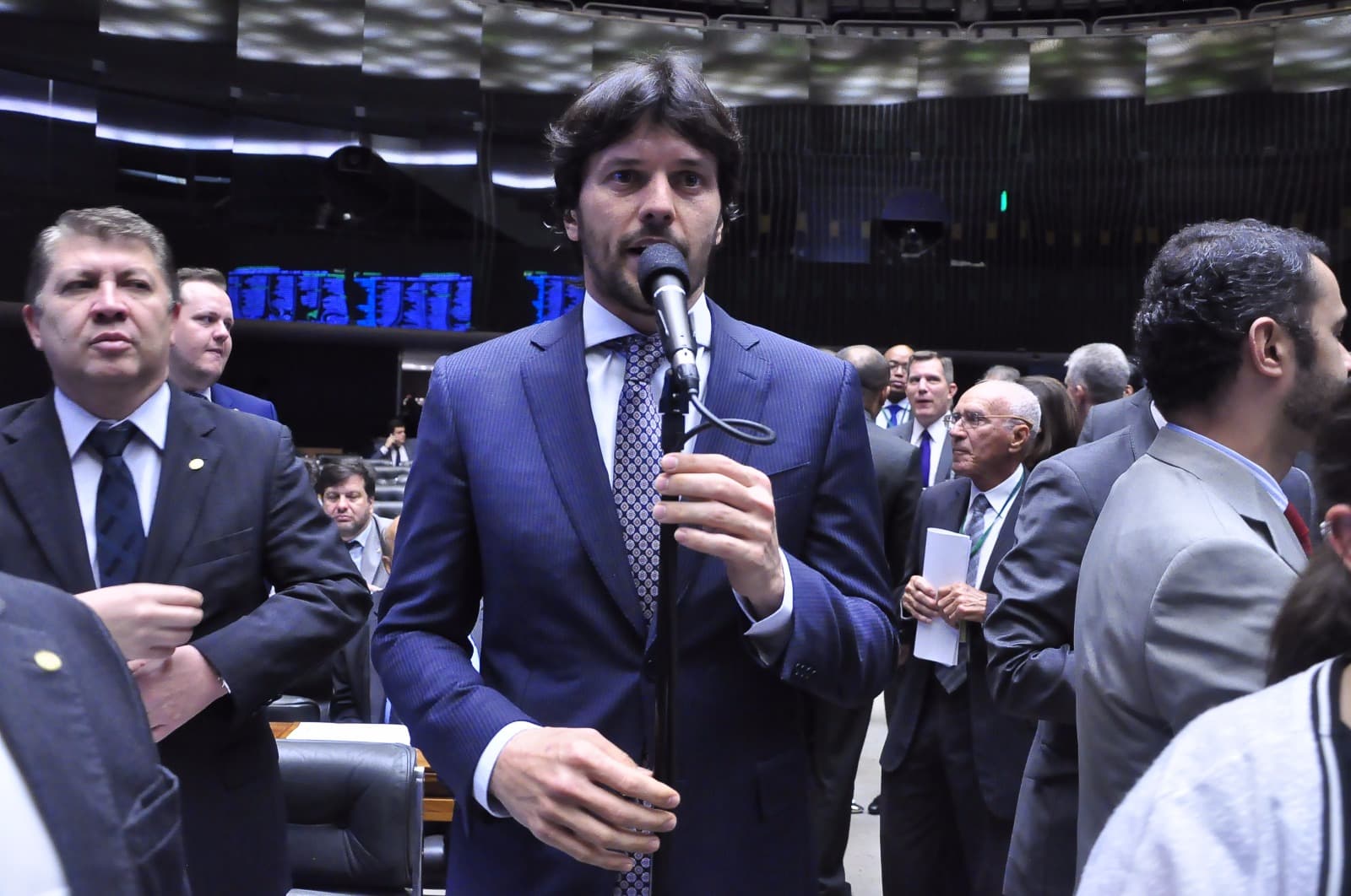 Fábio Faria articula acordo e subsídio para energia eólica e biomassa é mantido