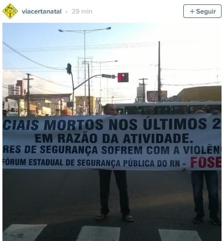 FOTO: Protesto dos policiais militares ocupa calçada da avenida Salgado Filho x avenida Bernardo Vieira no fim de tarde desta terça