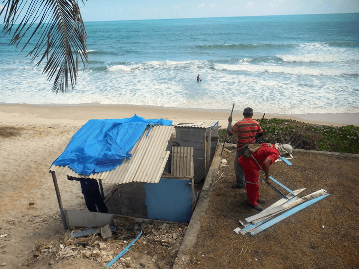 Semur fiscaliza comércios irregulares no litoral de Parnamirim