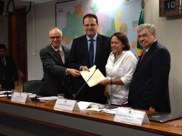 Fátima solicita que RN seja incluído no plano de investimentos do governo nas áreas portuária e ferroviária