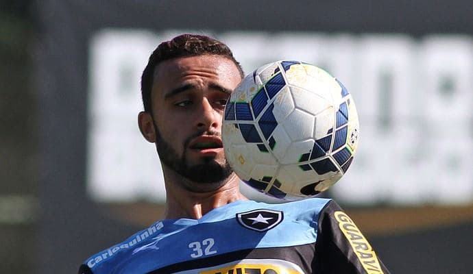 FOTO: América anuncia meia-atacante