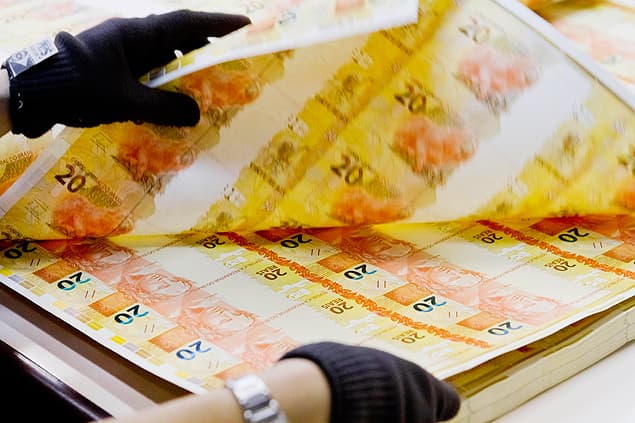 Governo prepara pacote que inclui crédito para empresa que não demitir