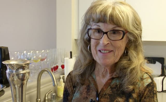 Mulher termina casamento de 22 anos ao descobrir que marido votou em Trump