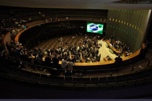 Placar mostra que governo terá dificuldade em aprovar reforma da Previdência; 241 deputados são contra no momento