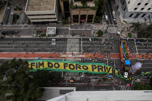 Público deixou muito a desejar nos protestos deste domingo no Brasil