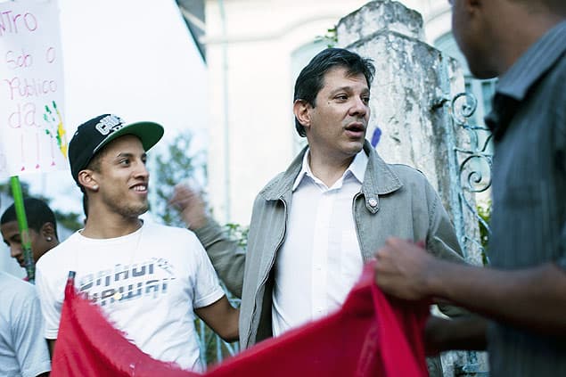 Haddad divulga agenda falsa para dar trote em comentarista de rádio