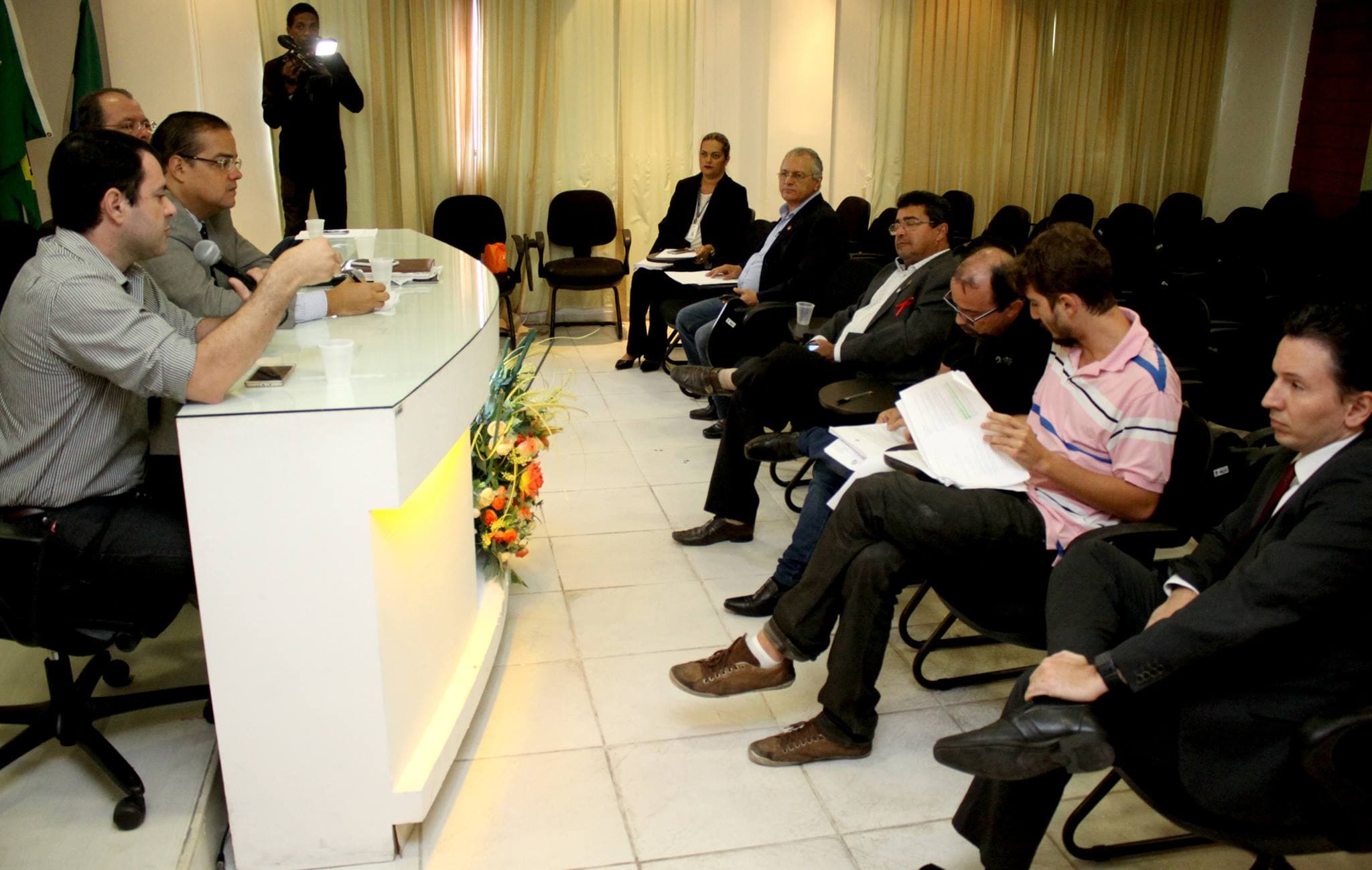 Vereadores em Natal debatem projeto de lei que legaliza e atualiza taxas da Semurb