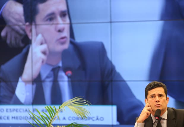 Palestra com Moro é sucesso em site ao lado de cantores pop e sertanejo; ingresso que custa até R$ 90 e esgota em 72 h