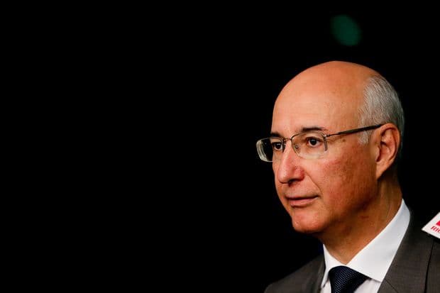 Cotado para o STF defende que mulher obedeça ao marido
