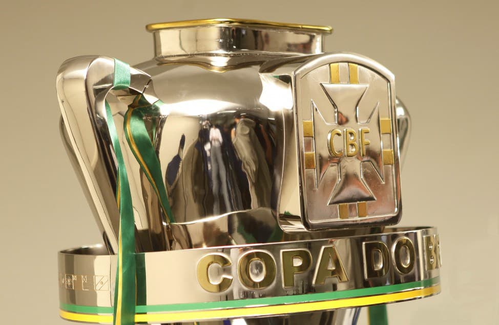 Sorteio da Copa do Brasil apresenta clássicos Flamengo x Vasco,  Corinthians x Santos e Cruzeiro x Palmeiras; veja demais duelos das oitavas