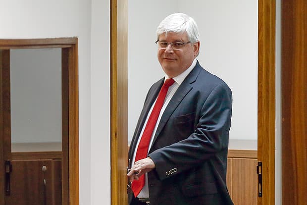 Lista de Janot inclui dez governadores; volume de casos preocupa tribunal