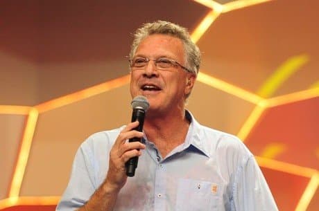 Pedro Bial passa por cirurgia e coloca três pontes de safena