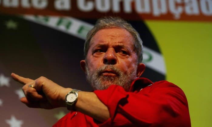 Lula diz que veto de Dilma à lei que muda regras da terceirização no país é ‘questão de honra’