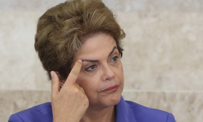 Dilma deve vetar extensão da política do salário mínimo para todos os aposentados