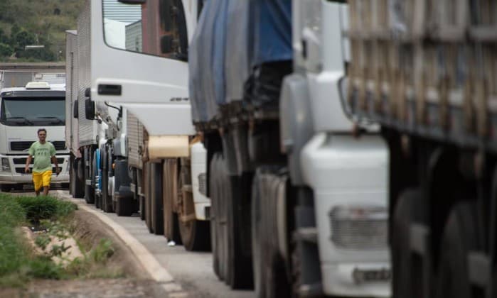 POLÊMICA: Ministro da Justiça ordena uso da força contra caminhoneiros se necessário