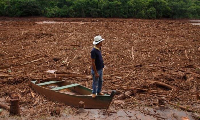 Tragédia em Minas: Samarco admite risco de rompimento das barragens de Santarém e Germano
