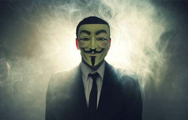 Anonymous ensina internautas a hackear para enfrentar o Estado Islâmico; terroristas respondem com "Idiotas"