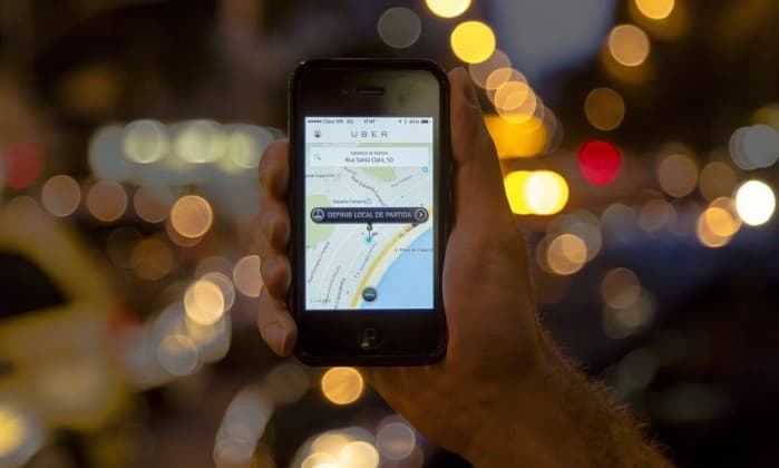 Uber lança serviço de carros sem motorista nos EUA