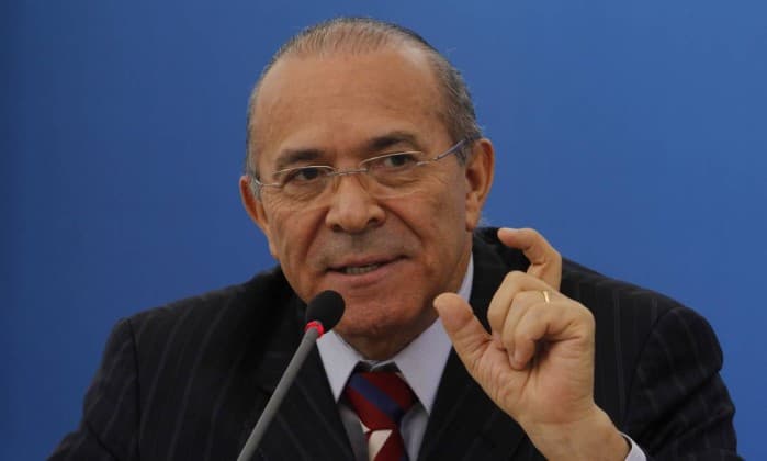 Após demonstrar preocupação, Padilha diz que impeachment terá mais de 55 votos