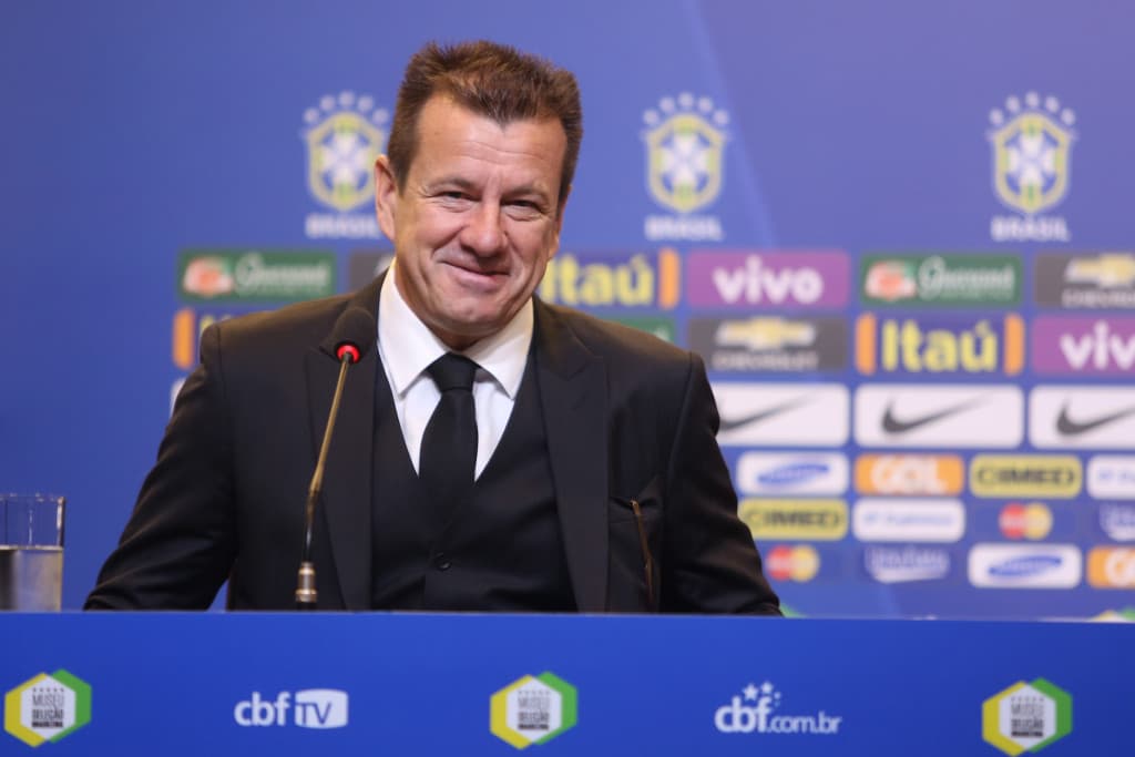 Com foco na Rio-2016, Dunga chama 7 olímpicos entre os 23 da Copa América; veja convocados