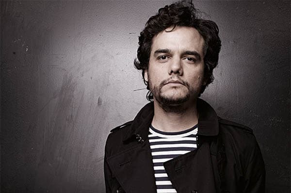 ‘Nunca disse essa frase absurda', rebate Wagner Moura sobre boato de xingamento a Sergio Moro