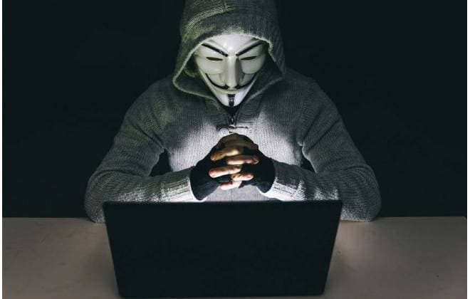Anonymous vaza dados pessoais do presidente e de mais 49 funcionários da Anatel