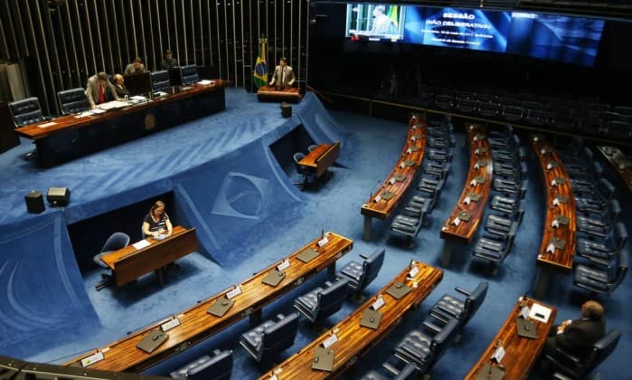Senado aprova medida que autoriza descontos em pagamento à vista