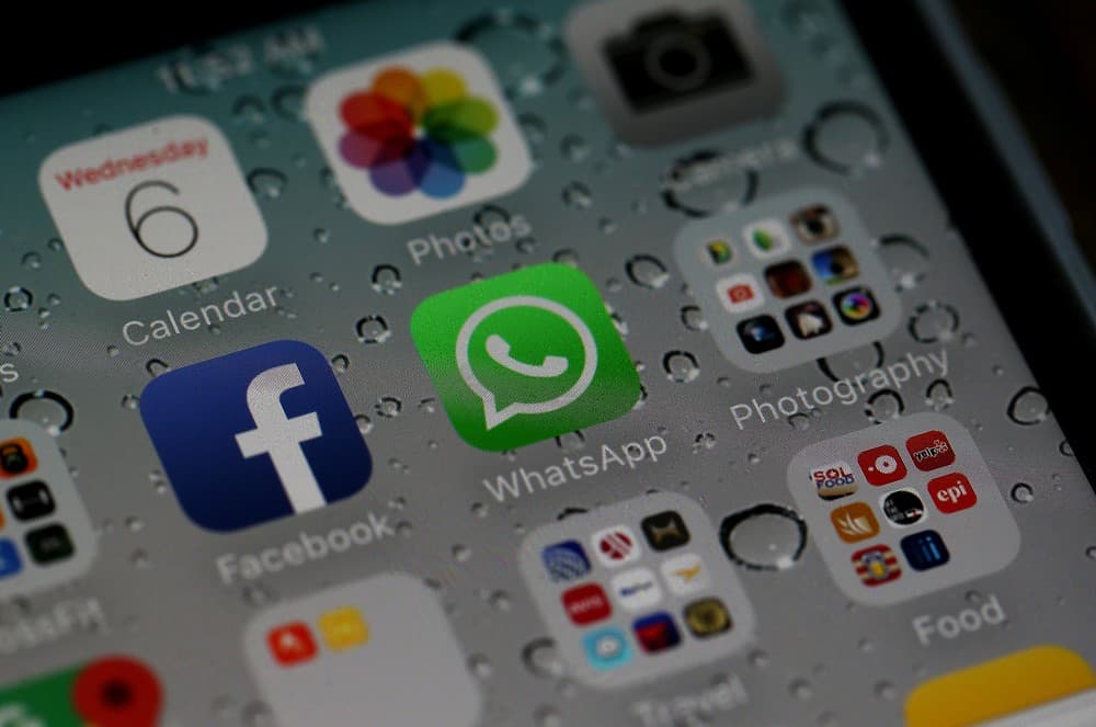 WhatsApp começa a rivalizar com Facebook como fonte de informação, segundo estudo
