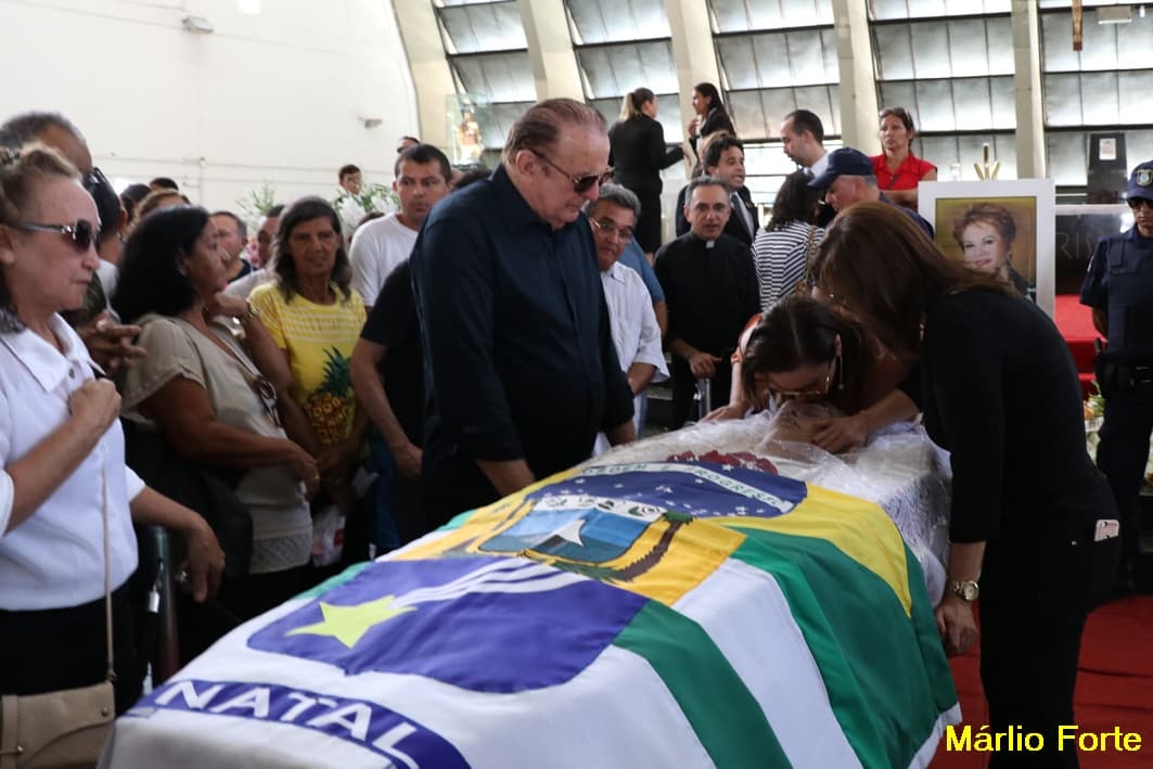 FOTOS: Velório de Wilma de Faria, na Catedral Metropolitana em Natal