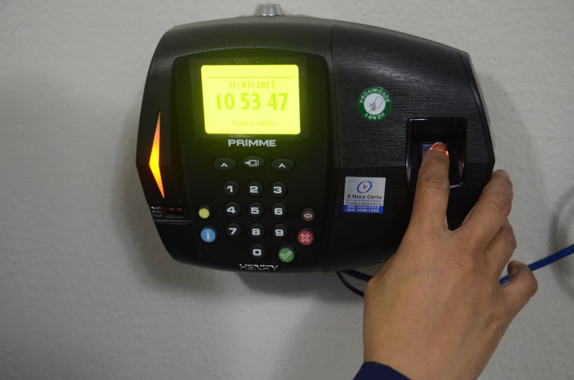 Prefeitura de São Gonçalo do Amarante inicia instalação de pontos eletrônicos nas repartições públicas