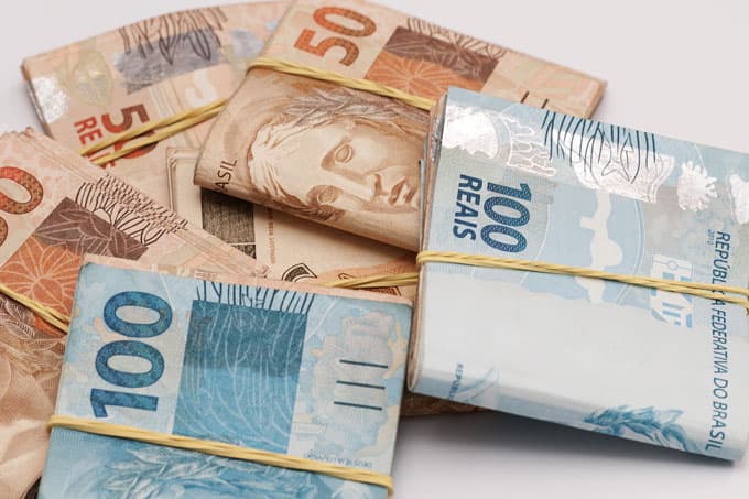 Gasto federal sobe o dobro do permitido pelo teto