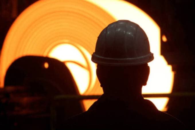 Produção industrial no Brasil sobe 0,8% em maio, diz IBGE
