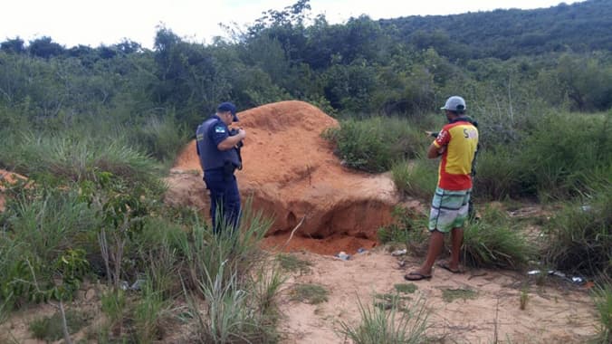 Carroceiro é pego pela Guarda Municipal depositando resíduos sólidos em área do Parque da Cidade