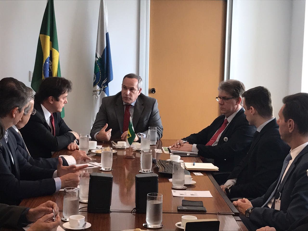 Governador busca alternativas à redução de investimento da Petrobras no RN
