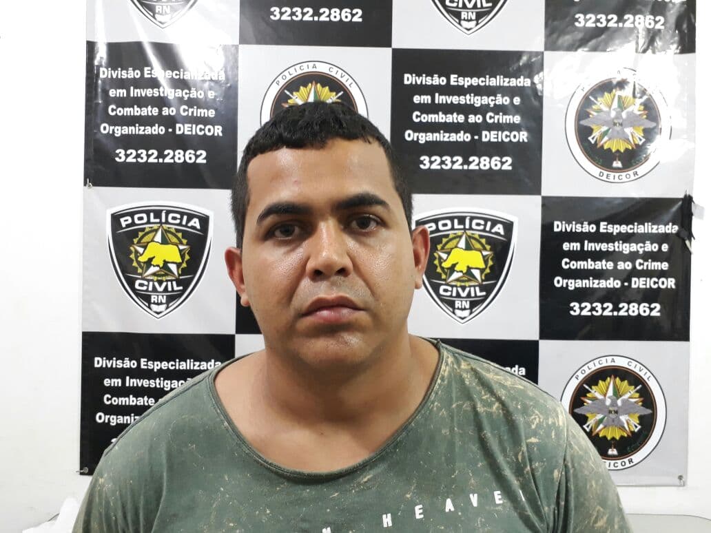 FOTOS E VÍDEO: Ação conjunta da Polícia Civil da PB e Deicor-RN prende um dos maiores assaltantes de bancos do Nordeste