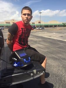 Suspeito de roubar carro faz pausa para ver eclipse e é preso