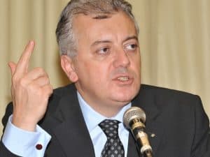 Lava Jato denuncia Bendine por corrupção
