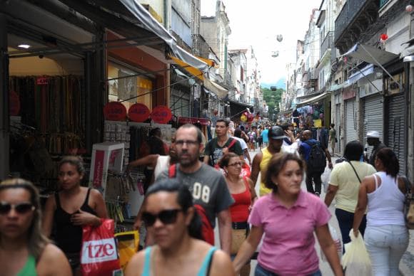 Estudo da Fundação Getúlio Vargas indica que brasileiros estão otimistas quanto ao mercado de trabalho