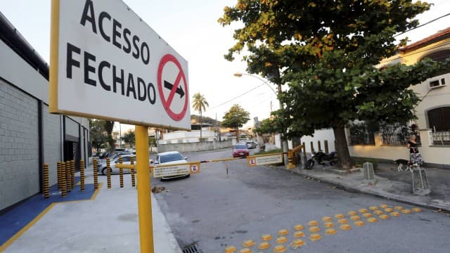 CAVALETES, SEGURANÇA PRIVADA E MAIS: Projeto de lei permite que moradores fechem ruas em Natal; medida se espalha no país
