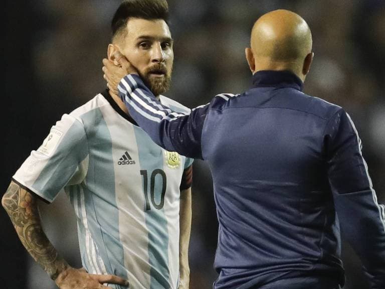 QUEM DIRIA: Veja resultados que podem classificar ou eliminar Argentina da Copa-2018