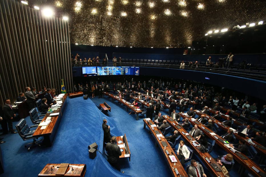 MENOS BUROCRACIA: Senado aprova projeto que agiliza processo de adoção