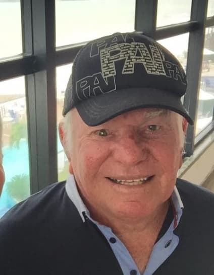 Morreu Rubens Barros