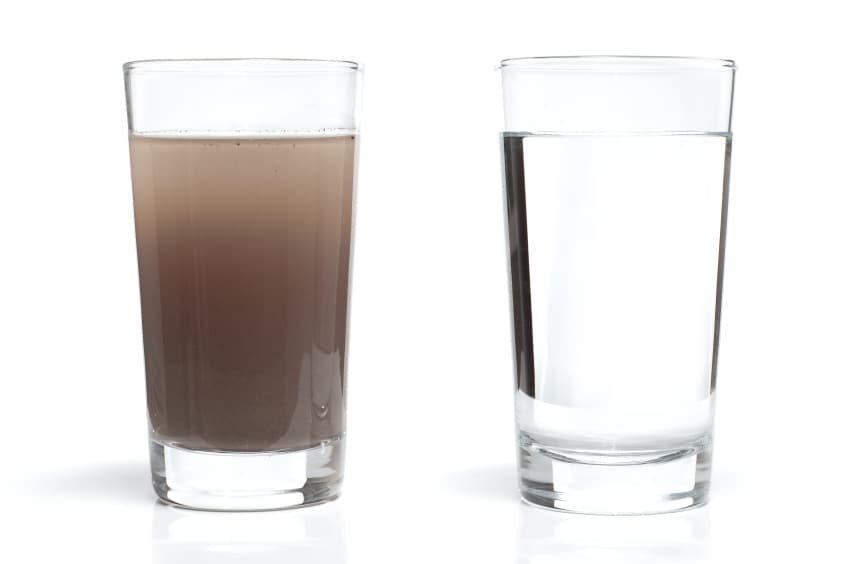 Saiba quais os prejuízos e riscos de consumir água contaminada