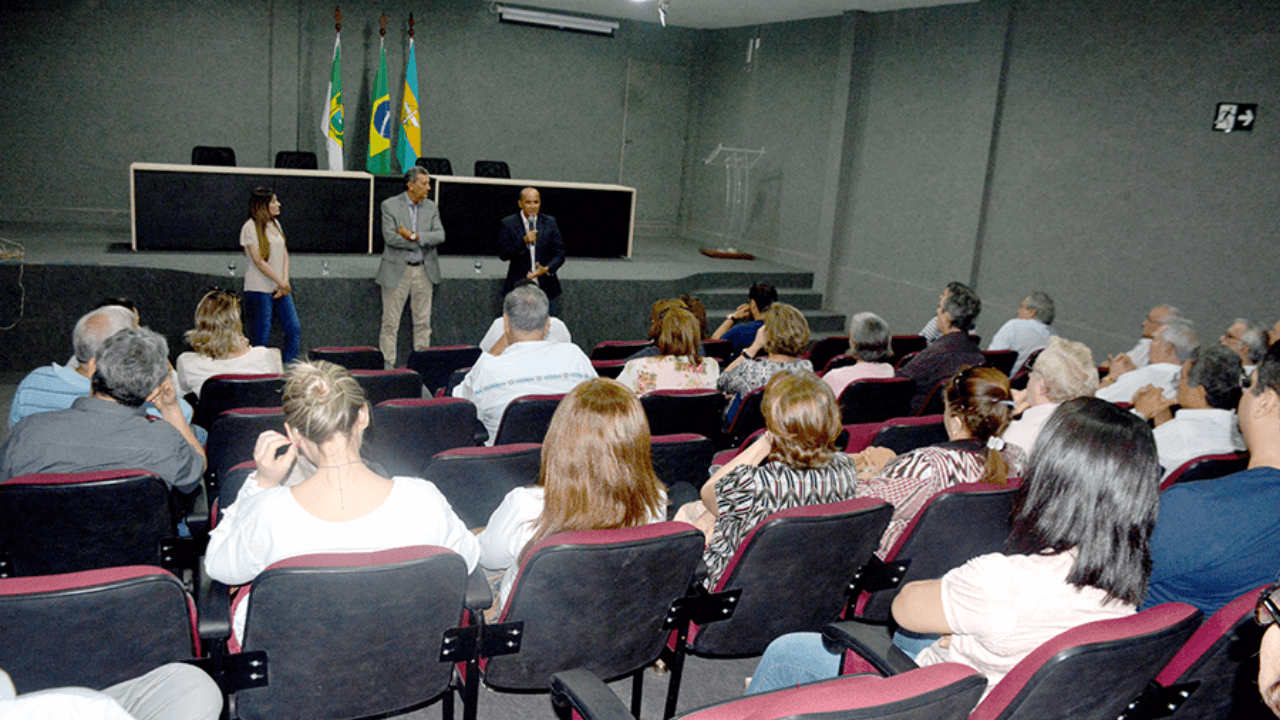 Prefeitura de Parnamirim contrata 49 médicos para atuar na ESF