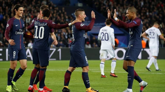 PSG goleia o Anderlecht e se classifica para as oitavas com hat-trick de… Kurzawa; Neymar faz um