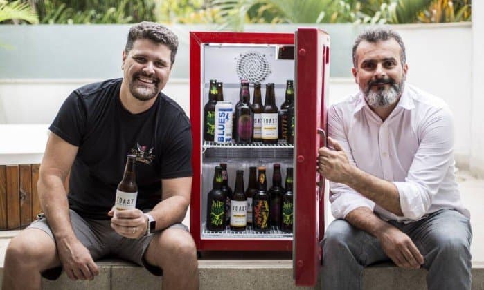Cerveja é feita com pães que seriam jogados fora por padarias